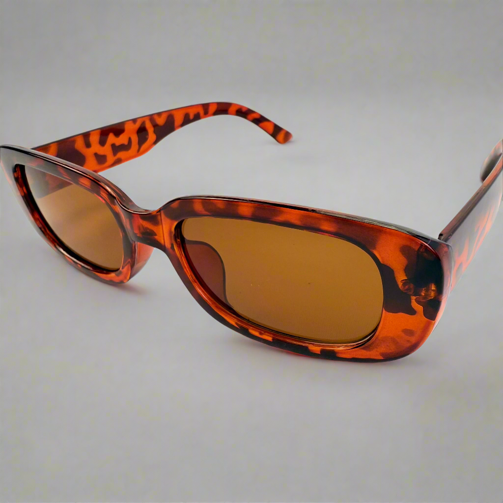VINTAGE SUNGLASSES